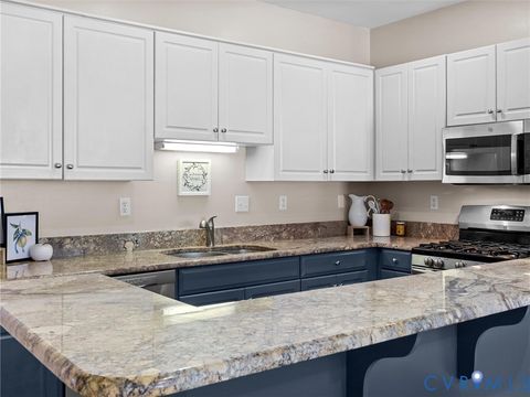 Tiny photo for 302 Myrtle Street #D, Ashland, VA 23005 (MLS # 2605626)