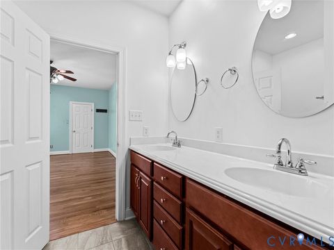 Tiny photo for 302 Myrtle Street #D, Ashland, VA 23005 (MLS # 2605626)