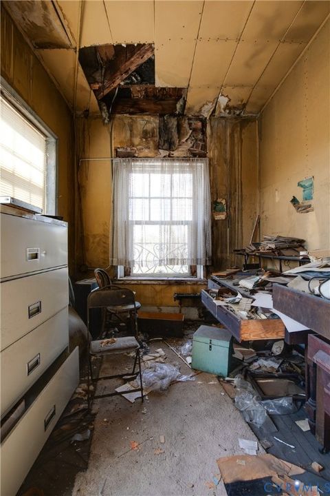 Tiny photo for 2500 E Marshall Street, Richmond, VA 23223 (MLS # 2529231)