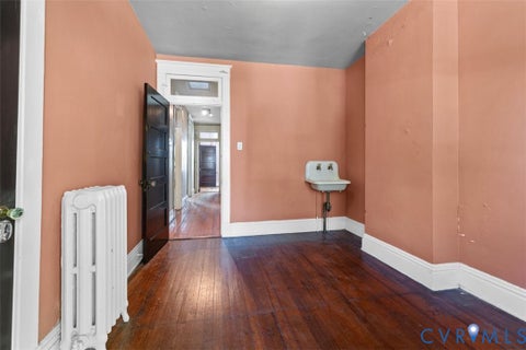 Tiny photo for 210 W Graham Road, Richmond, VA 23222 (MLS # 2628344)