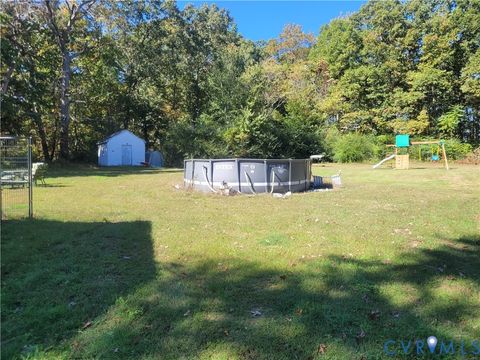 Tiny photo for 28153 N James Madison Highway, New Canton, VA 23123 (MLS # 2529186)