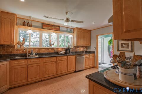 Tiny photo for 810 Mansion Drive, Hopewell, VA 23860 (MLS # 2621704)