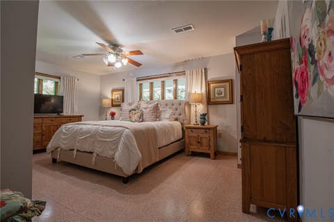 Tiny photo for 810 Mansion Drive, Hopewell, VA 23860 (MLS # 2621704)