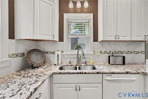 Tiny photo for 11816 Northglen Lane, Henrico, VA 23238 (MLS # 2623273)