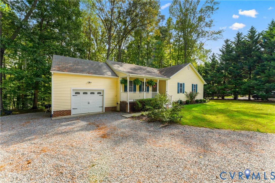 5 Monroe Cove