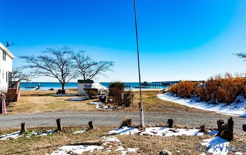 Tiny photo for 611 Jones Point Beach Road, Laneview, VA 22504 (MLS # 2603845)