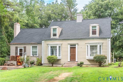 Photo for 115 W 6th Avenue