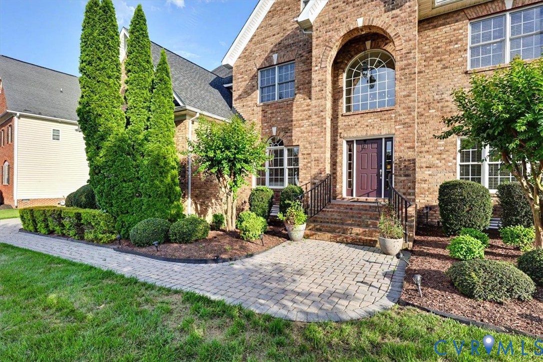 5905 Covington Hills Lane