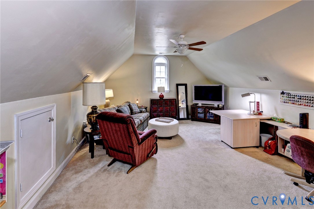 Williamsburg, Virginia 23188, United States, 4 Bedrooms Bedrooms, ,3 BathroomsBathrooms,Residential,Active,188930