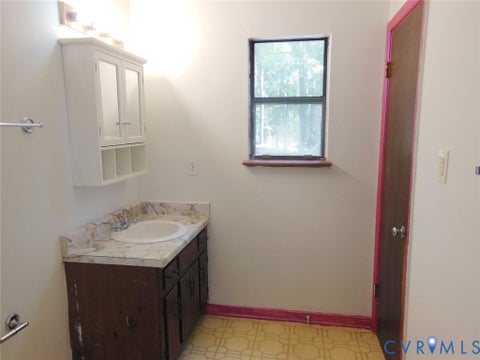 Tiny photo for 806 Fahey Circle, Chesterfield, VA 23236 (MLS # 2624065)