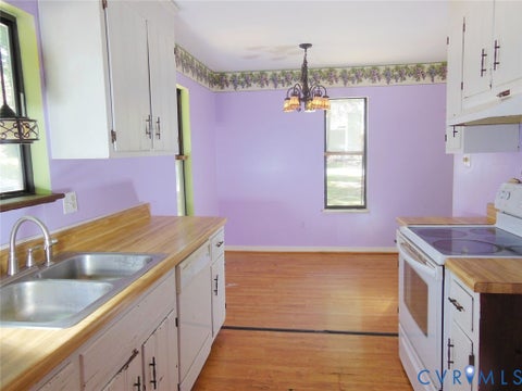 Tiny photo for 806 Fahey Circle, Chesterfield, VA 23236 (MLS # 2624065)