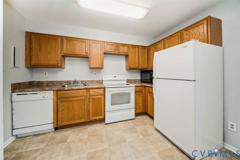 Tiny photo for 1508 STOWMARKET Ct, Richmond, VA 23225 (MLS # 2528049)