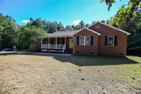 A home in Aylett