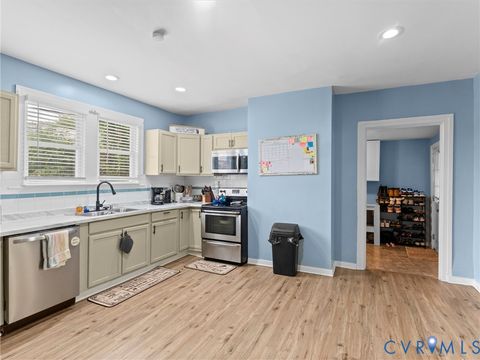 Tiny photo for 509 Harding Street, Petersburg, VA 23803 (MLS # 2618214)