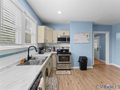 Tiny photo for 509 Harding Street, Petersburg, VA 23803 (MLS # 2618214)