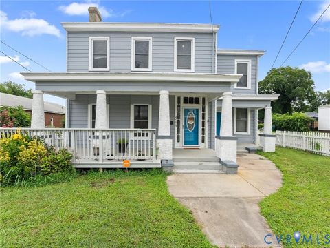 Photo of 509 Harding Street, Petersburg, VA 23803 (MLS # 2618214)