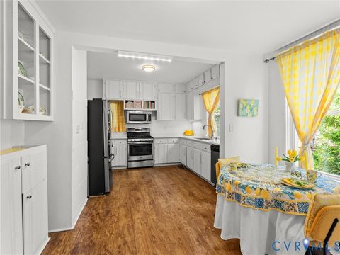 Tiny photo for 110 Gatewood Avenue, Crewe, VA 23930 (MLS # 2613702)