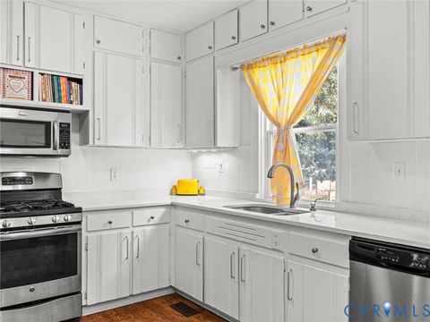Tiny photo for 110 Gatewood Avenue, Crewe, VA 23930 (MLS # 2613702)