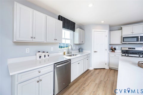 Tiny photo for 7577 Southamptonshire Way, New Kent, VA 23124 (MLS # 2627975)