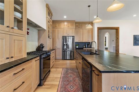 Tiny photo for 17318 Otter Drive, Moseley, VA 23120 (MLS # 2606217)