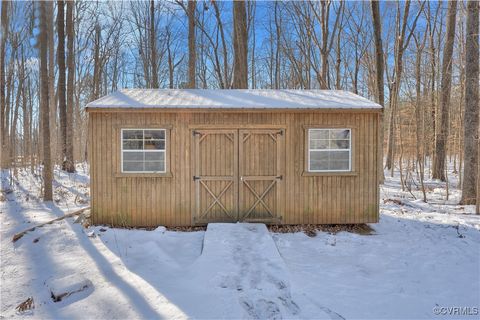 A home in Amelia Courthouse