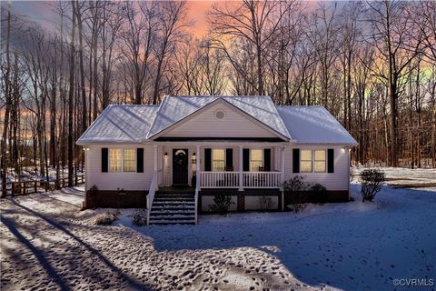 A home in Amelia Courthouse