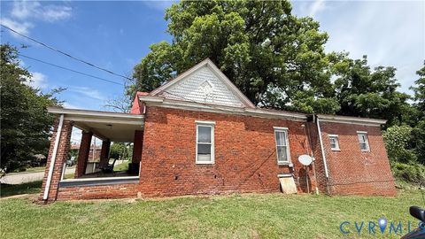 Tiny photo for 117 Moss Street, Martinsville, VA 24112 (MLS # 2615251)