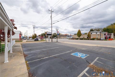 Tiny photo for 664 Boulevard, Colonial Heights, VA 23834 (MLS # 2622759)