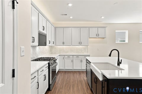 Tiny photo for 7712 Hawthorne Avenue, Henrico, VA 23227 (MLS # 2625849)