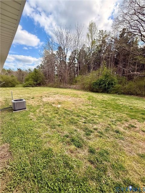 Tiny photo for 16404 Old Cryors Road, Mc Kenney, VA 23872 (MLS # 2607993)