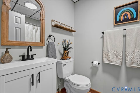 Tiny photo for 11401 Pinhook Road, Rockville, VA 23146 (MLS # 2628005)