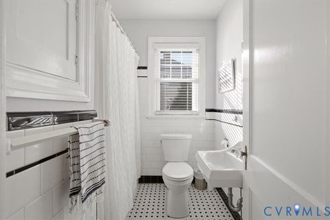 Tiny photo for 4644 Stuart Avenue, Richmond, VA 23226 (MLS # 2609680)
