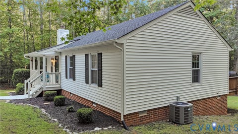 Tiny photo for 19460 Turkey Road, Oilville, VA 23146 (MLS # 2625368)