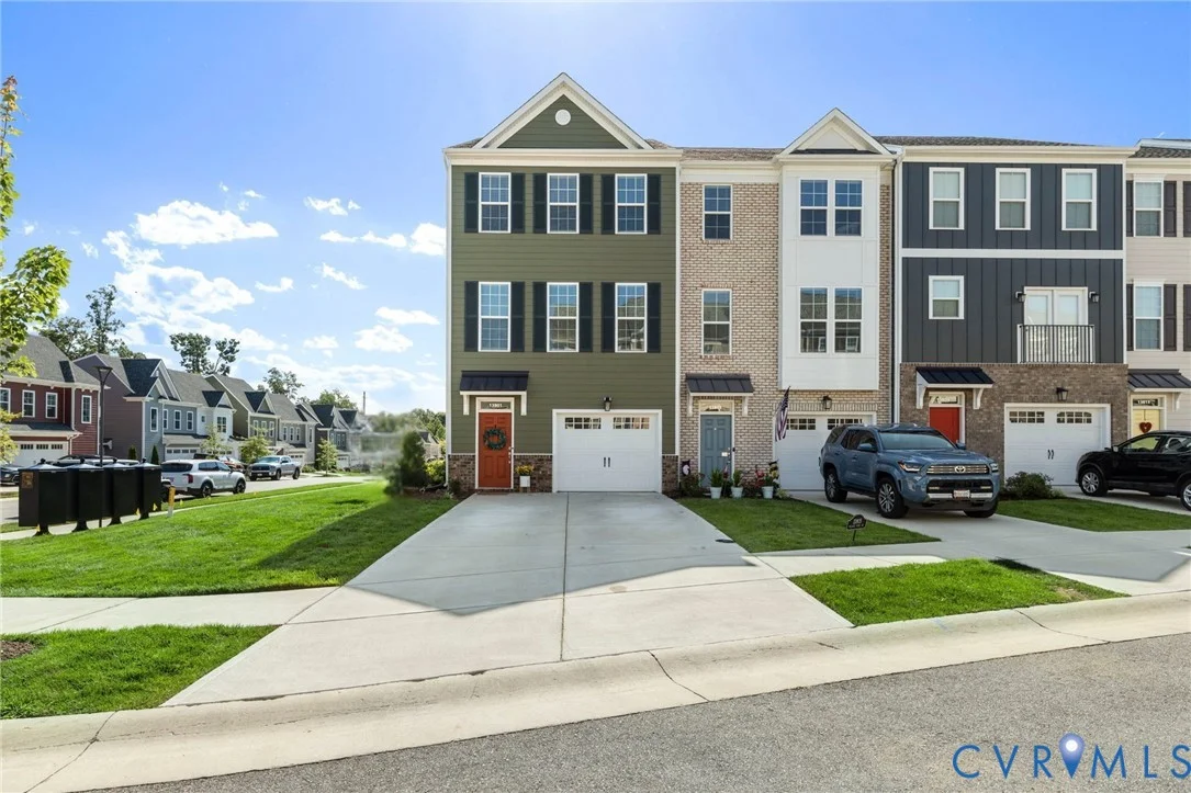 13801 Village View Dr Dr