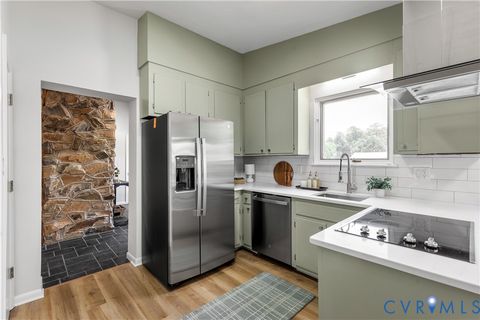 Tiny photo for 109 Breezy Hill Drive, Colonial Heights, VA 23834 (MLS # 2617032)