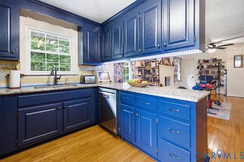 Tiny photo for 1117 Oakwood Drive, Colonial Heights, VA 23834 (MLS # 2618319)