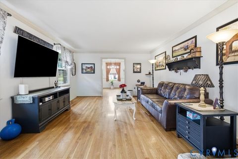 Tiny photo for 1117 Oakwood Drive, Colonial Heights, VA 23834 (MLS # 2618319)