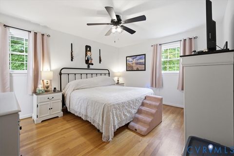 Tiny photo for 1117 Oakwood Drive, Colonial Heights, VA 23834 (MLS # 2618319)