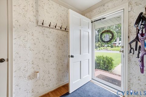 Tiny photo for 1117 Oakwood Drive, Colonial Heights, VA 23834 (MLS # 2618319)