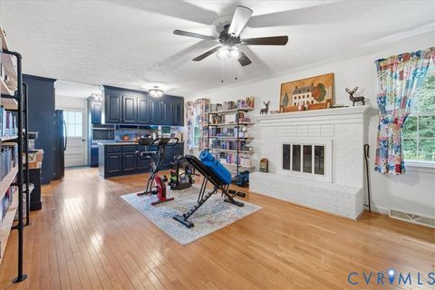 Tiny photo for 1117 Oakwood Drive, Colonial Heights, VA 23834 (MLS # 2618319)