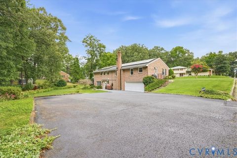 Tiny photo for 1117 Oakwood Drive, Colonial Heights, VA 23834 (MLS # 2618319)