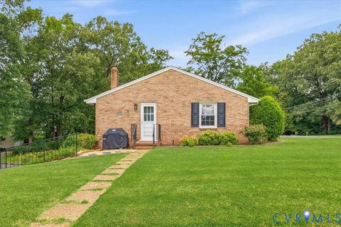 Tiny photo for 1117 Oakwood Drive, Colonial Heights, VA 23834 (MLS # 2618319)