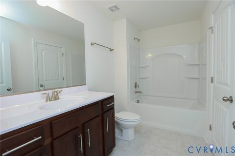 Tiny photo for 9381 Stingray Point Court, New Kent, VA 23124 (MLS # 2611842)