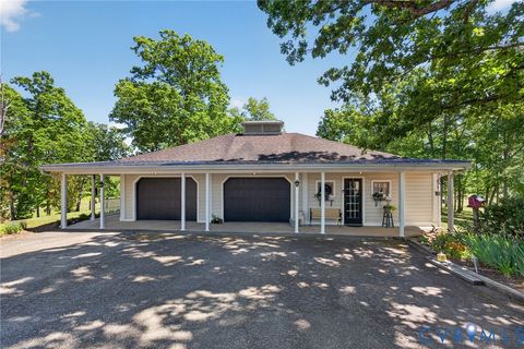 Tiny photo for 91&89 S James Madison Highway, Farmville, VA 23901 (MLS # 2612186)