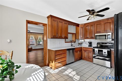Tiny photo for 6700 Inglewood Street, Richmond, VA 23230 (MLS # 2531918)