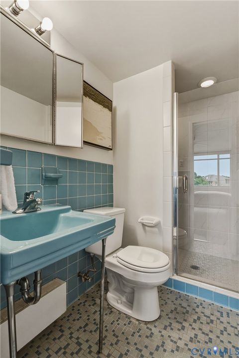 Tiny photo for 5100 Monument Avenue #503, Richmond, VA 23230 (MLS # 2611646)