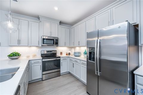 Tiny photo for 1041 N Lombardy Street #A, Richmond, VA 23220 (MLS # 2611294)