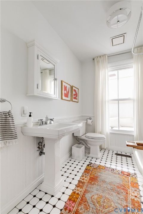 Tiny photo for 307 N 31st St, Richmond, VA 23223 (MLS # 2608779)