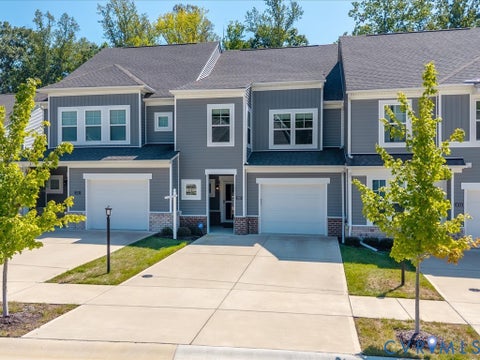 Photo of 3707 Irby Pond Drive, Midlothian, VA 23112 (MLS # 2625084)
