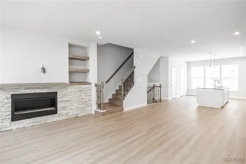 MLS: 2508227